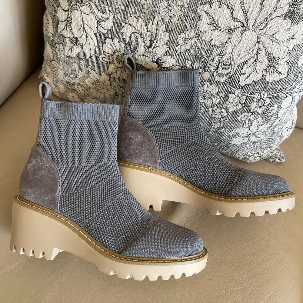 Grey boots